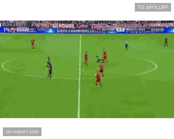 回传规则详解：门将用手接队友故意回传是否构成犯规